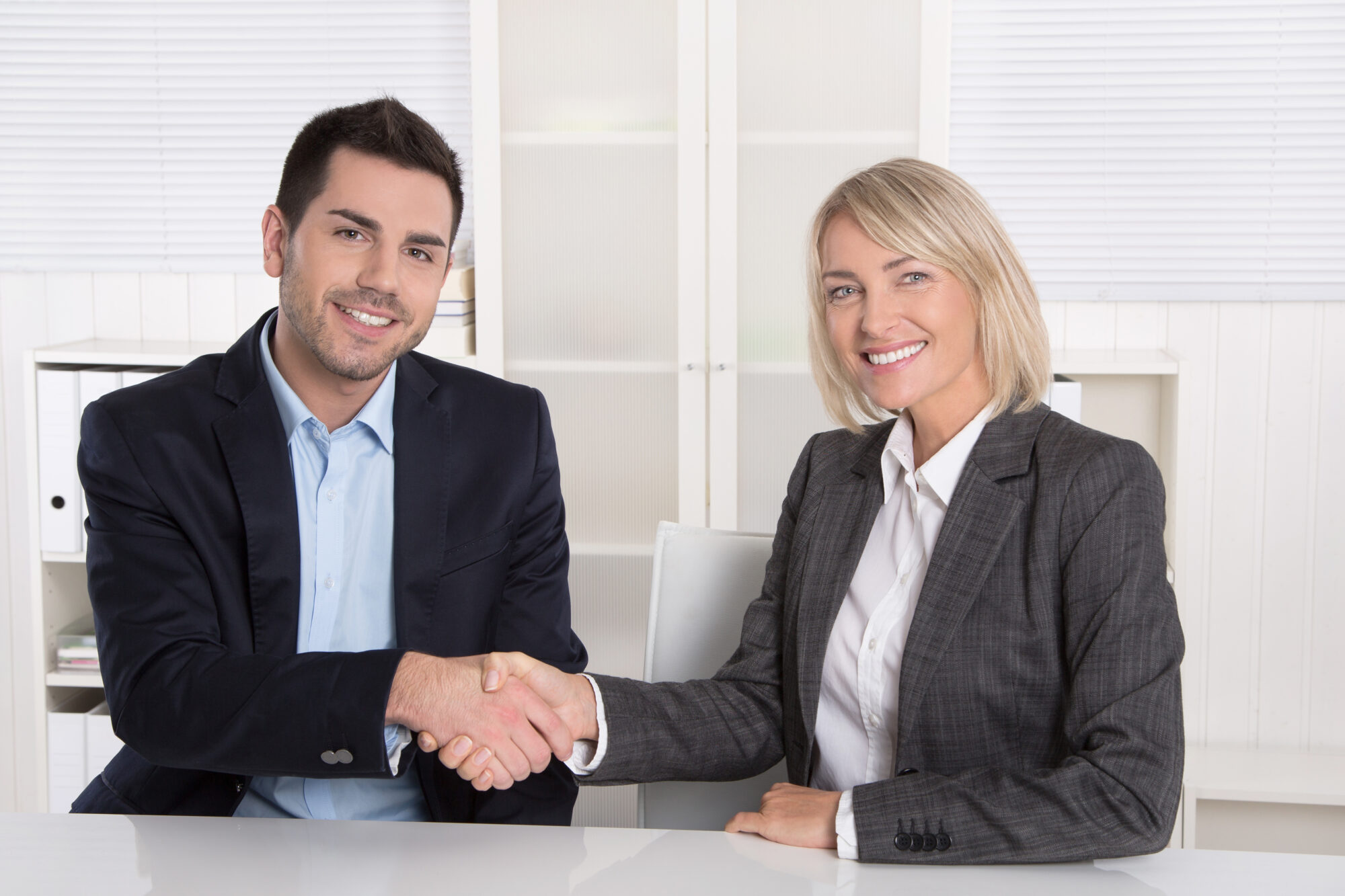 Gruppen-Outplacement Transferagentur Köln Frankfurt Düsseldorf Wiesbaden Mainz Koblenz Darmstadt Leverkusen Essen Aachen Rhein-Main-Gebiet Ruhrgebiet Köln/Bonn